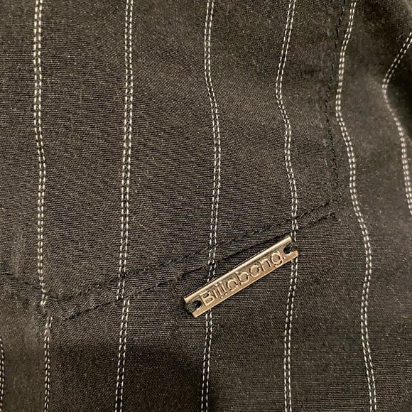 Billabong Men’s Large “Dress Shirt” - Picture 9 of 10